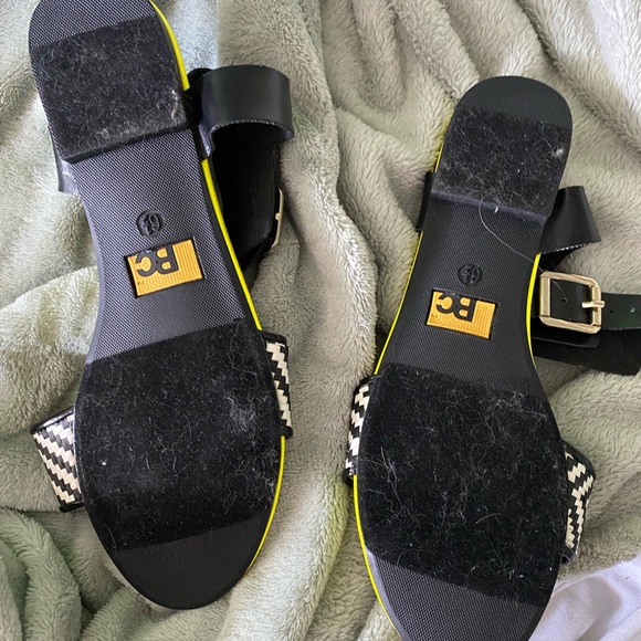 BC sandals size 6.5 brand new - Picture 3 of 6